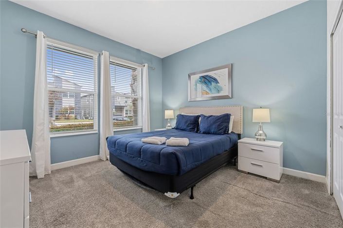 Image No.16-6 Bed House for sale