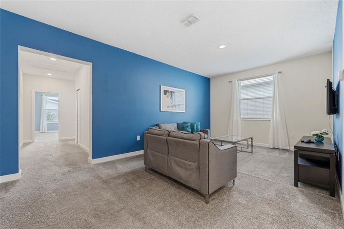 Image No.24-6 Bed House for sale