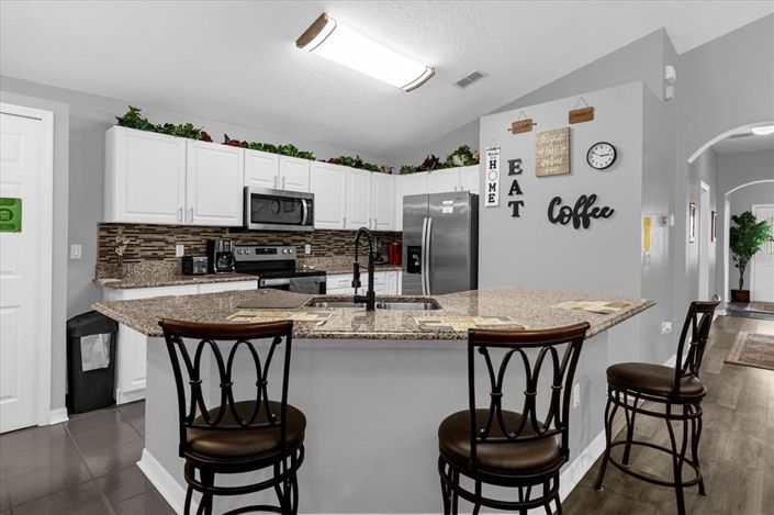 Image No.11-4 Bed House for sale