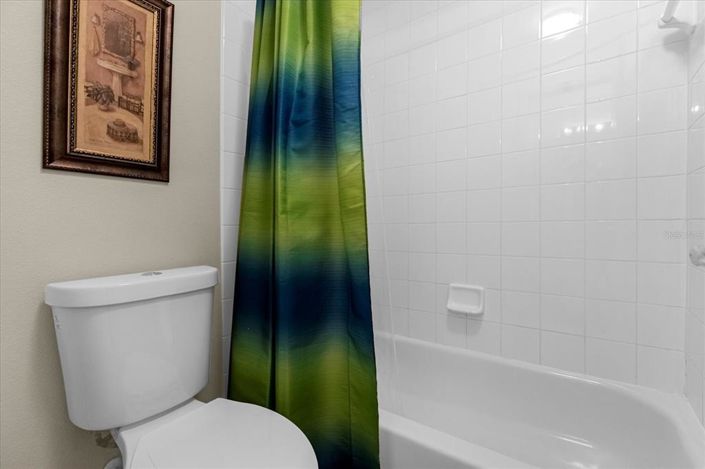 Image No.20-4 Bed House for sale