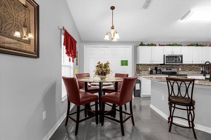 Image No.7-4 Bed House for sale