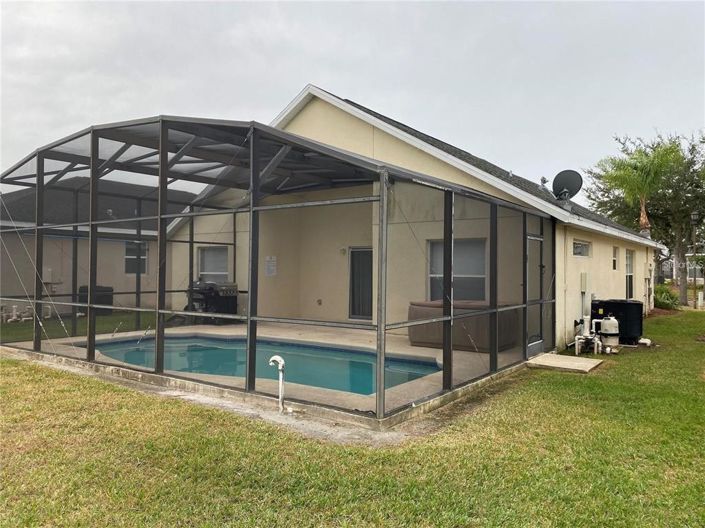 Image No.12-4 Bed House for sale