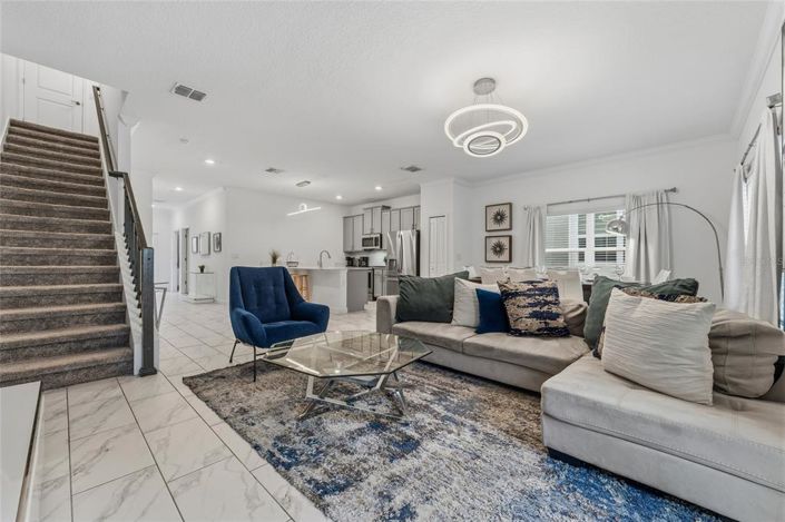 Image No.4-5 Bed Townhouse for sale