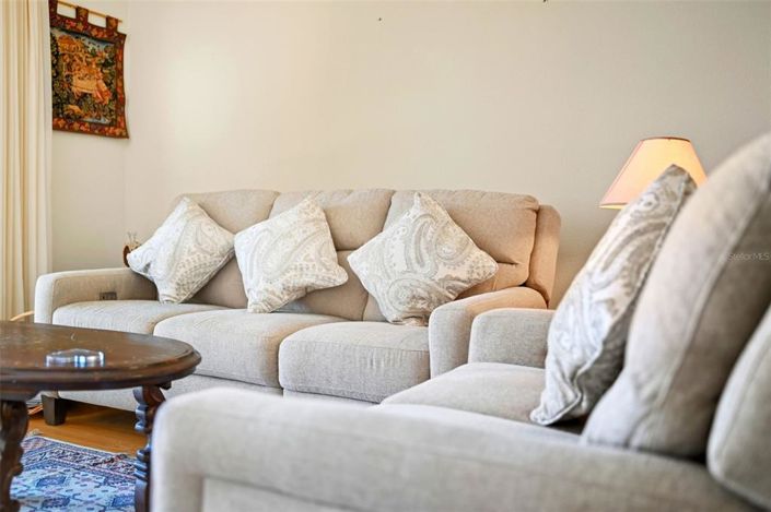 Image No.23-2 Bed Villa for sale