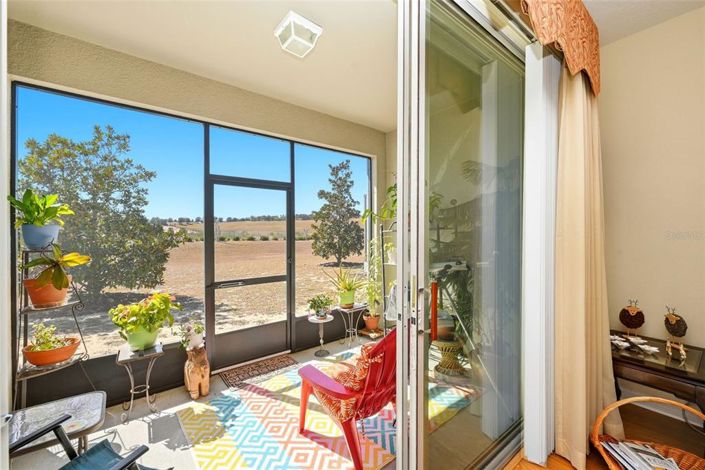 Image No.32-2 Bed Villa for sale