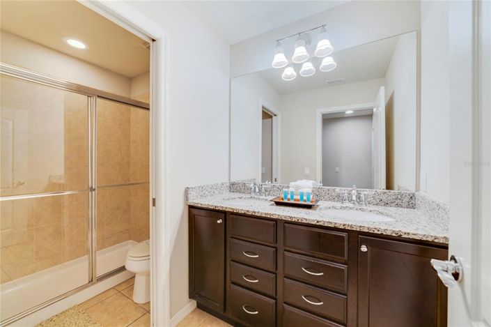 Image No.23-6 Bed House for sale