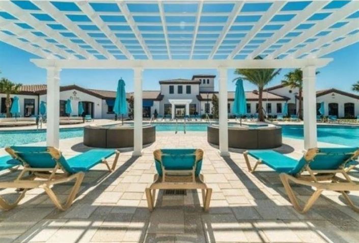 Image No.35-6 Bed House for sale