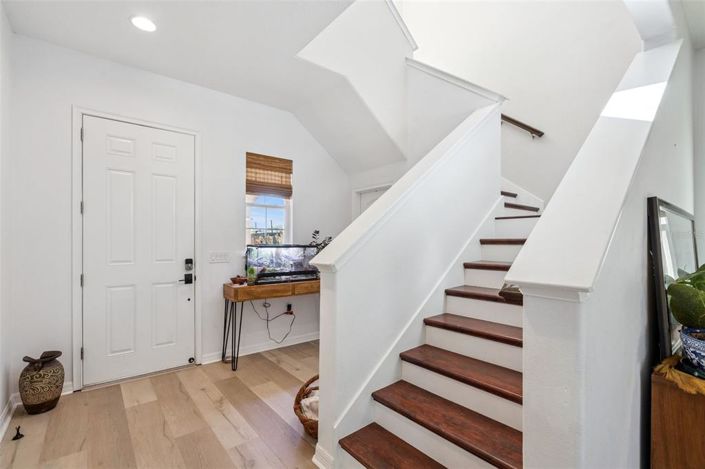 Image No.22-4 Bed House for sale