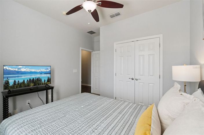 Image No.24-4 Bed House for sale