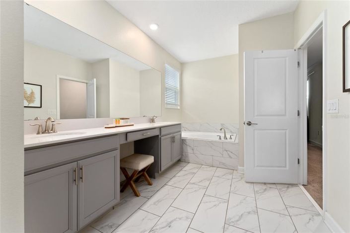 Image No.23-5 Bed House for sale