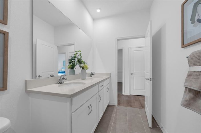 Image No.30-4 Bed House for sale