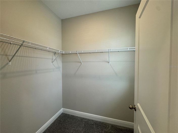 Image No.25-4 Bed Townhouse for sale