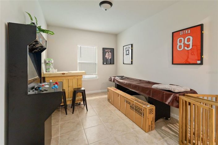 Image No.6-4 Bed House for sale