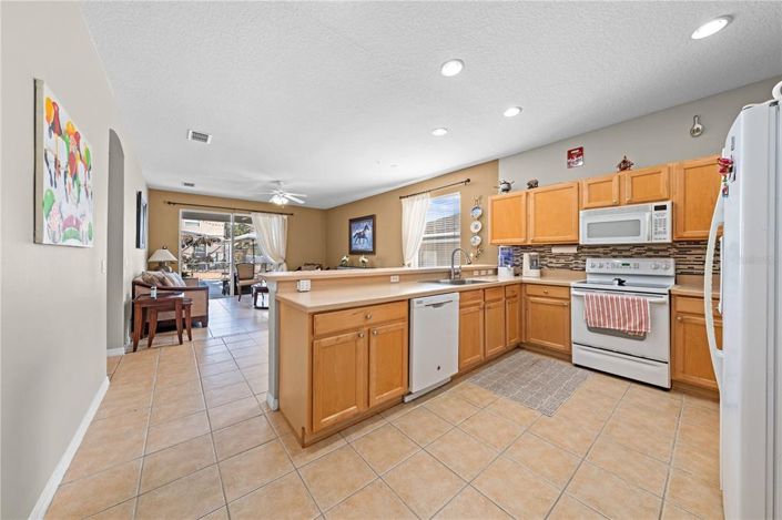 Image No.9-4 Bed House for sale