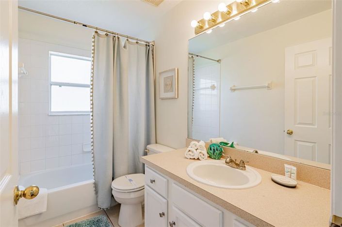 Image No.17-7 Bed House for sale