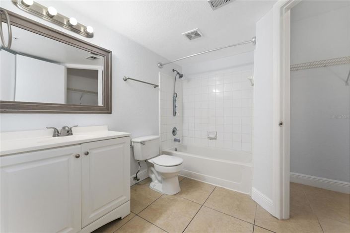 Image No.19-2 Bed Apartment for sale