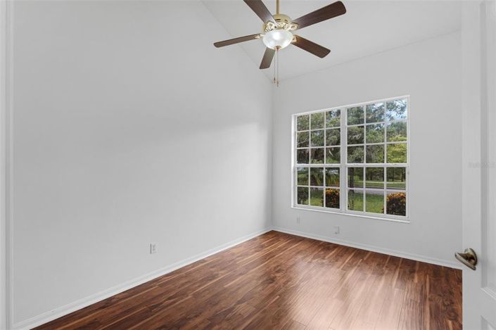 Image No.15-Maison de 4 chambres à vendre à Saint John