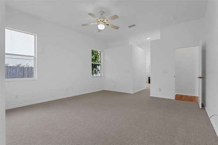 Image No.20-Maison de 4 chambres à vendre à Saint John