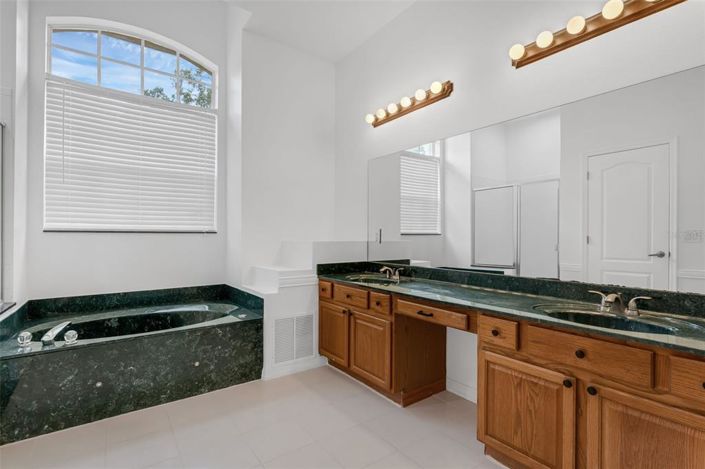 Image No.21-Maison de 4 chambres à vendre à Saint John