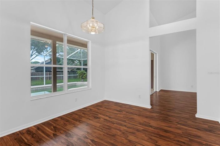 Image No.7-Maison de 4 chambres à vendre à Saint John