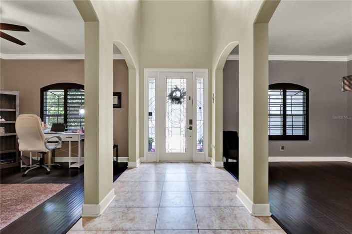 Image No.19-5 Bed House for sale