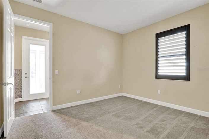 Image No.30-5 Bed House for sale