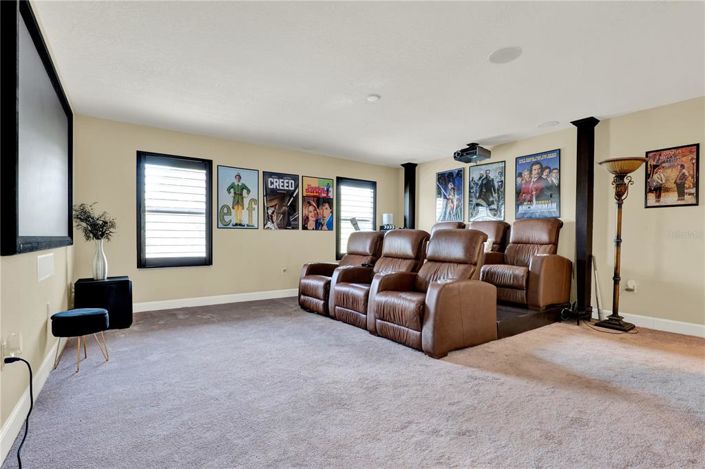 Image No.34-5 Bed House for sale