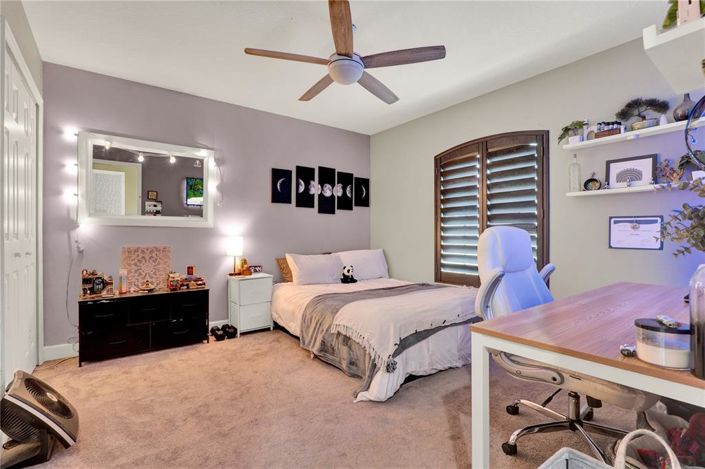 Image No.37-5 Bed House for sale