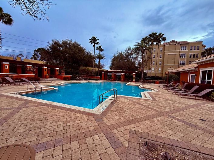 Image No.26-3 Bed Townhouse for sale