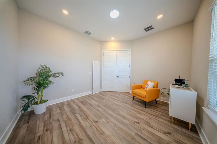 Image No.13-3 Bed House for sale