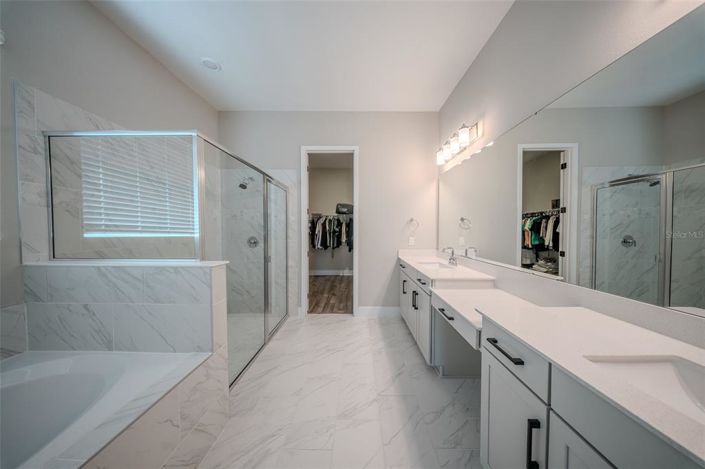 Image No.18-3 Bed House for sale