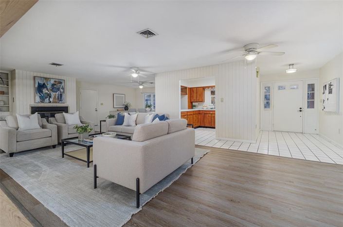 Image No.21-3 Bed House for sale