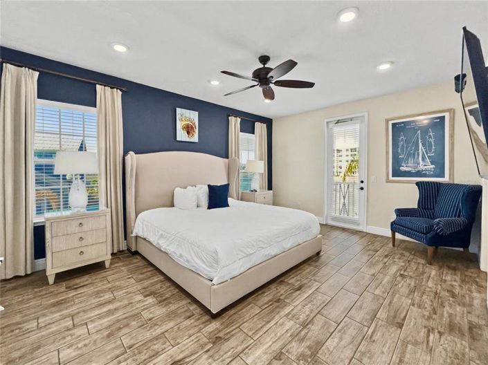 Image No.26-8 Bed House for sale