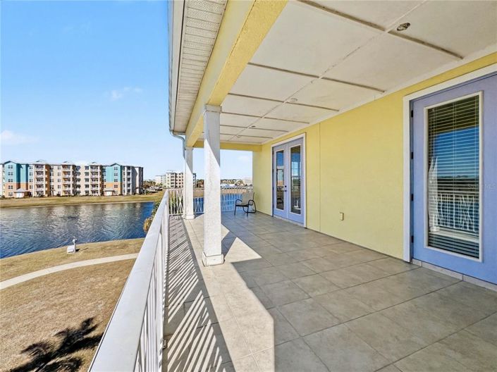 Image No.36-8 Bed House for sale