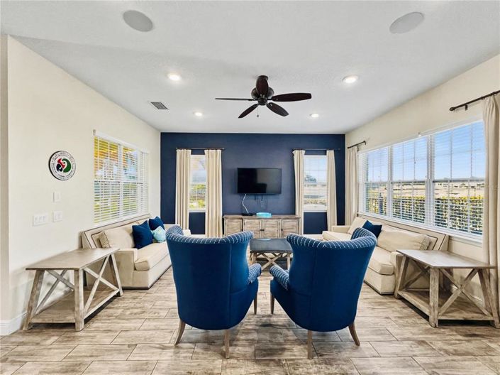 Image No.9-8 Bed House for sale