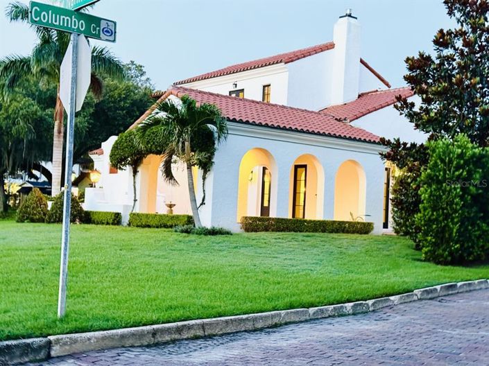 Image No.3-4 Bed House for sale