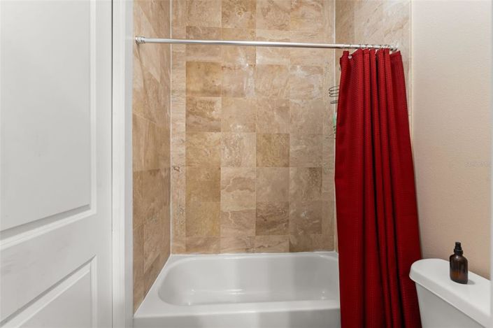 Image No.30-8 Bed House for sale