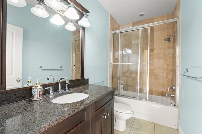 Image No.49-8 Bed House for sale