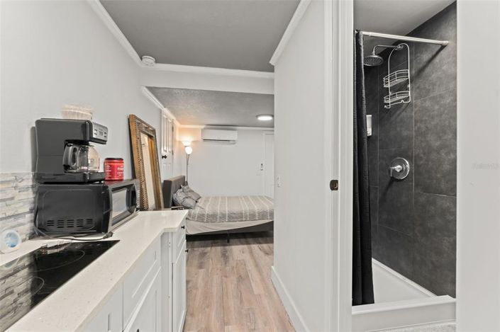 Image No.54-8 Bed House for sale