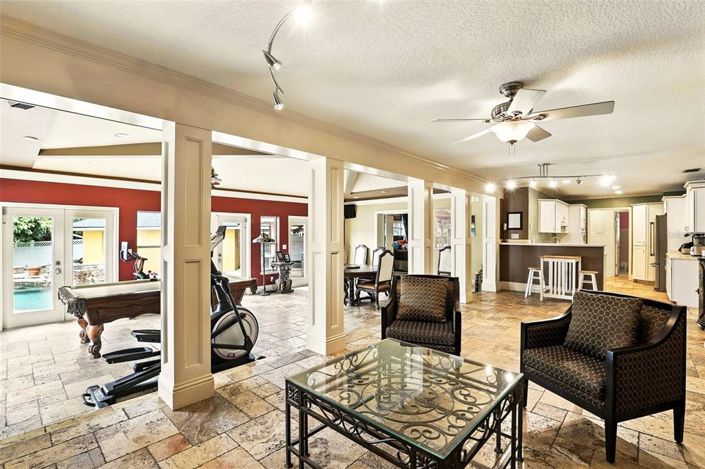 Image No.25-4 Bed House for sale