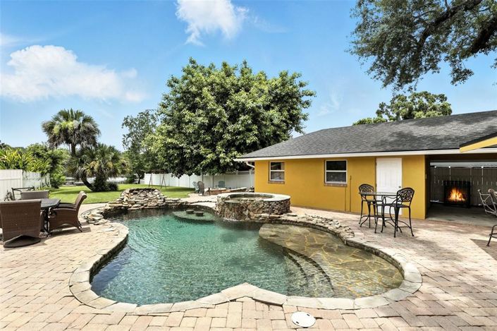 Image No.48-4 Bed House for sale