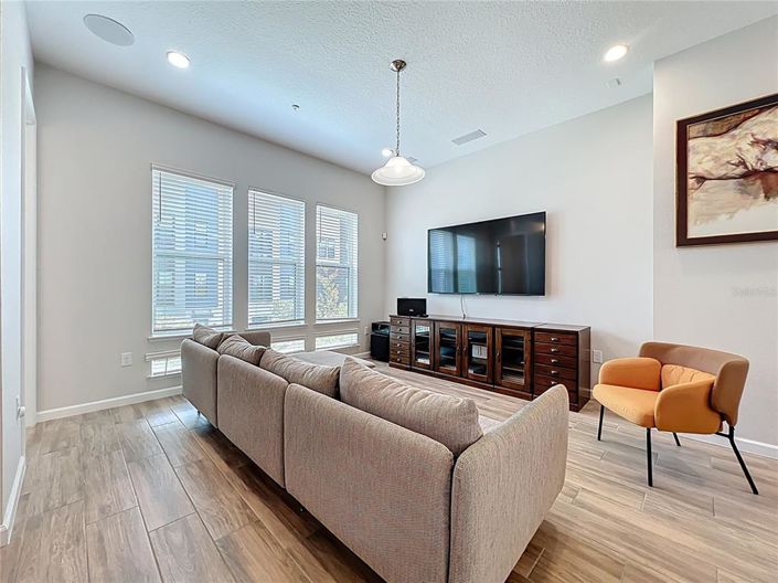 Image No.23-Maison de ville de 4 chambres à vendre à Saint John