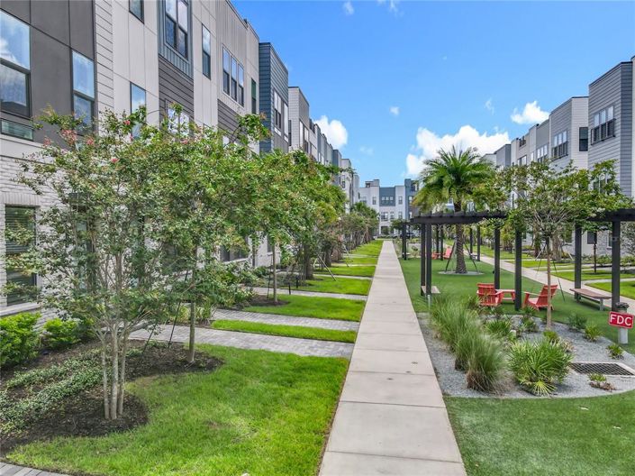 Image No.4-Maison de ville de 4 chambres à vendre à Saint John