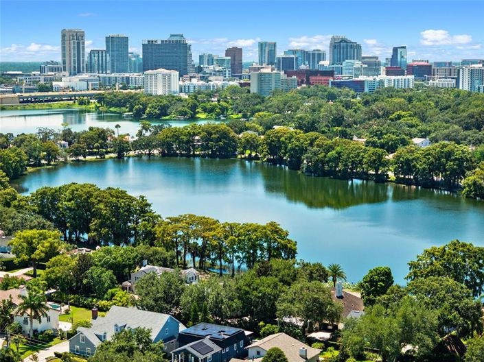 Image No.2-Maison de 5 chambres à vendre à Saint John