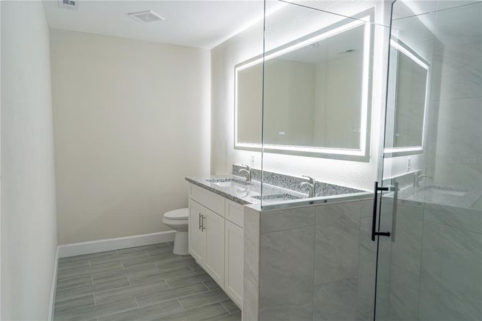 Image No.23-4 Bed House for sale