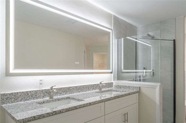 Image No.25-4 Bed House for sale