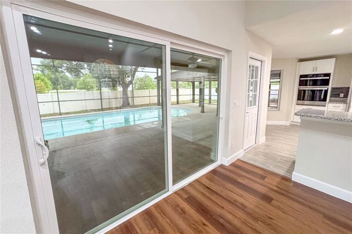 Image No.28-4 Bed House for sale