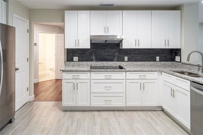 Image No.30-4 Bed House for sale