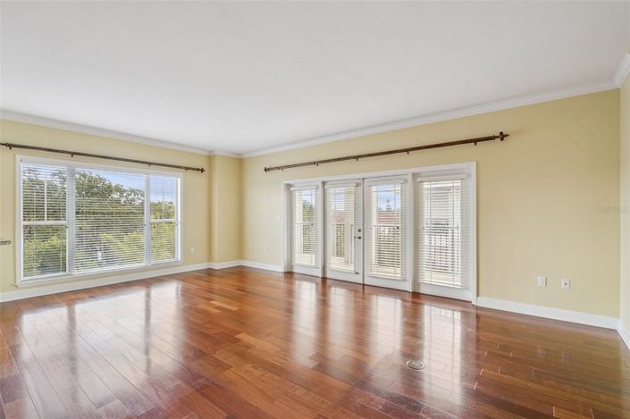 Image No.10-3 Bed Apartment for sale