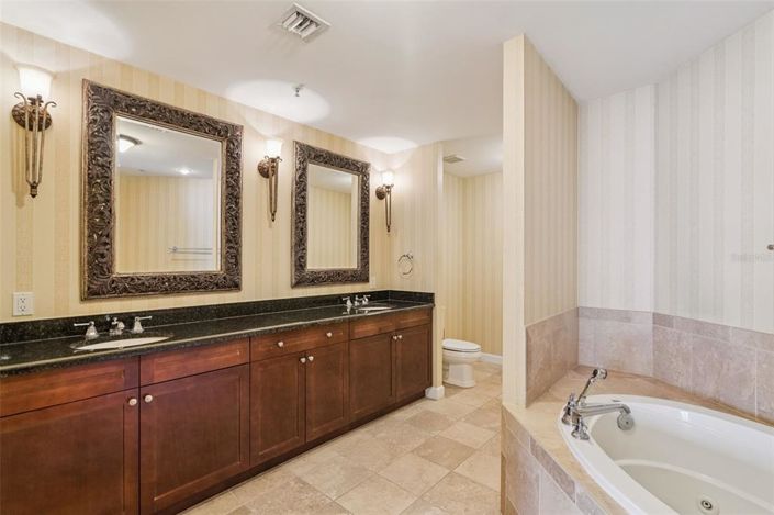 Image No.17-3 Bed Apartment for sale